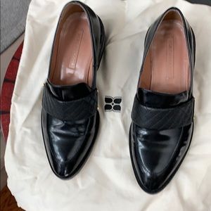 BCBG Black cow leather flat Women’s shoe